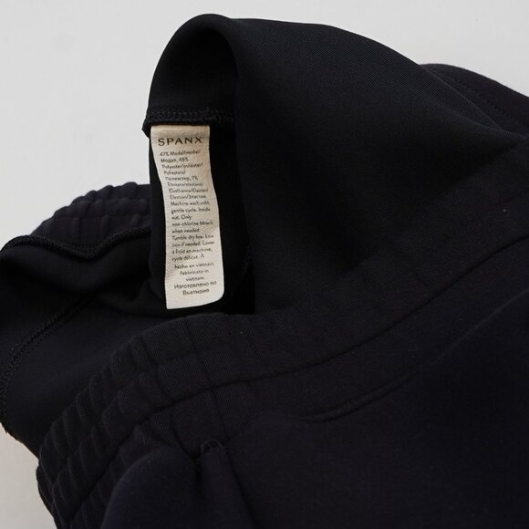 SPANX AirEssentials Tapered Pant Very Black - Size Medium - Picture 4 of 5